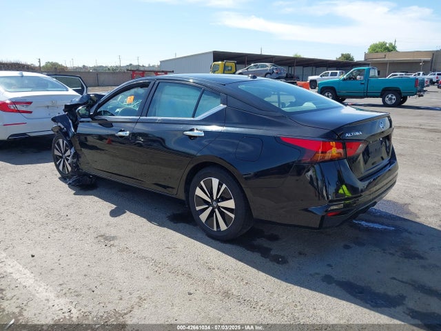 1N4BL4DV5NN332271 Nissan 2022