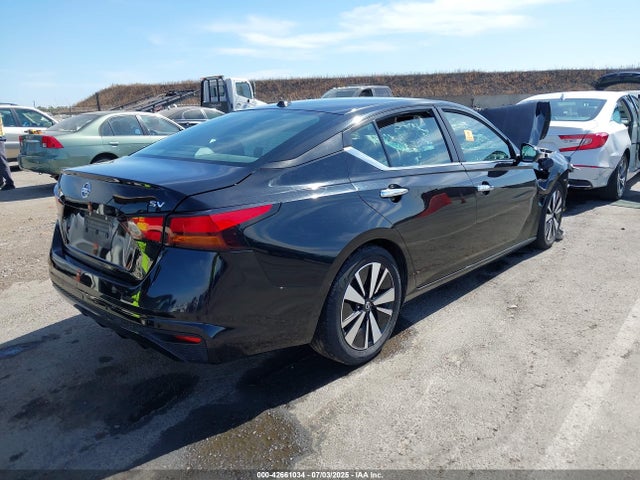 1N4BL4DV5NN332271 Nissan 2022