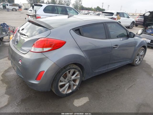 2016 HYUNDAI VELOSTER KMHTC6AD2GU284139 Photo 3