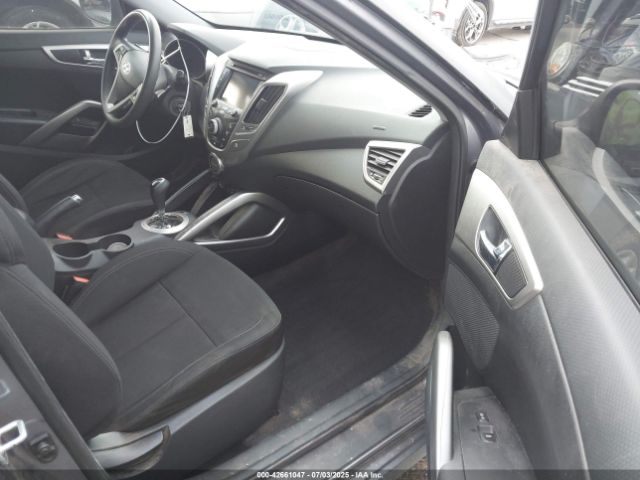 2016 HYUNDAI VELOSTER KMHTC6AD2GU284139 Photo 4