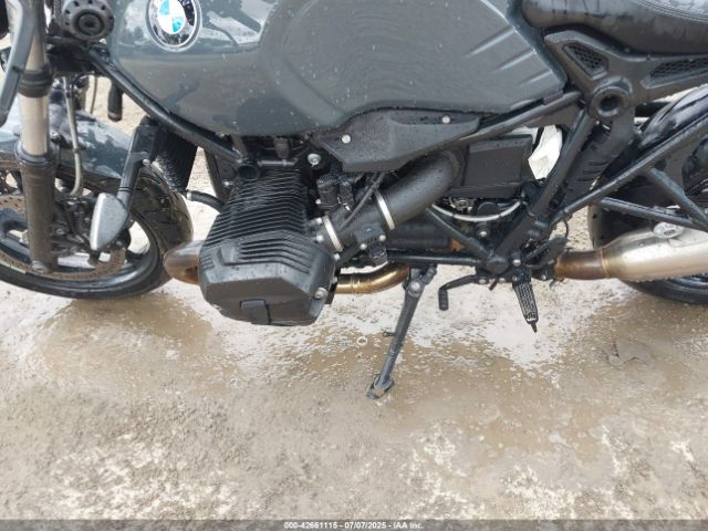 2019 BMW R NINE T WB10J1305KZ731808 Photo 8