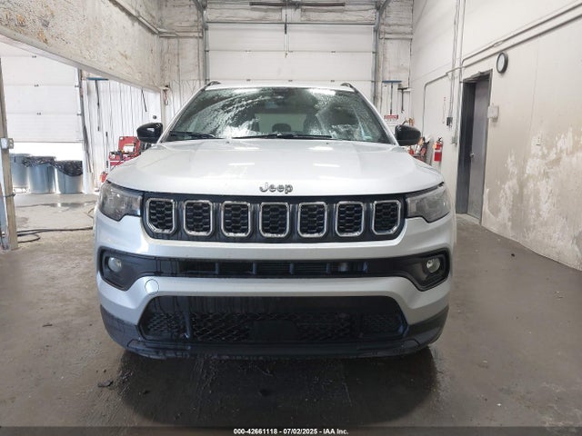 3C4NJDBN5RT116961 Jeep 2024