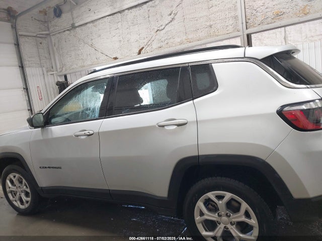 3C4NJDBN5RT116961 Jeep 2024