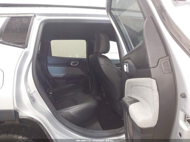 3C4NJDBN5RT116961 Jeep 2024