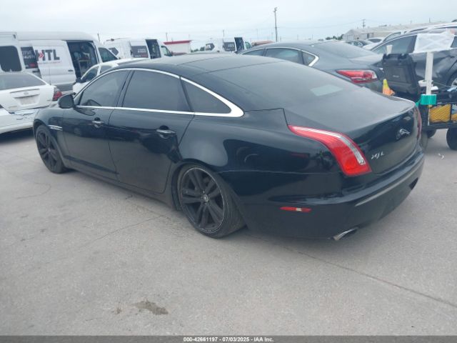 2012 JAGUAR XJ SAJWA2GB1CLV38866 Photo 2