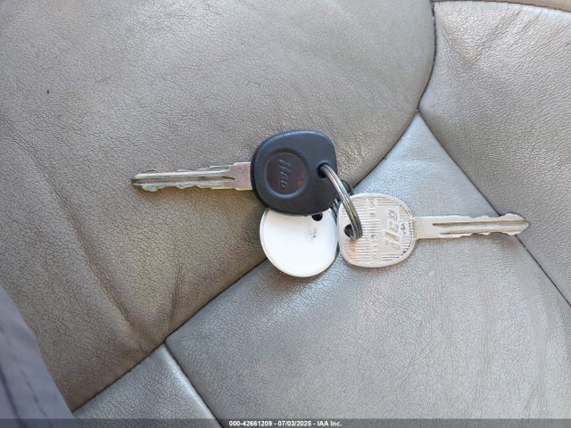 2011 CADILLAC DTS 1G6KA5E60BU107094 Photo 10