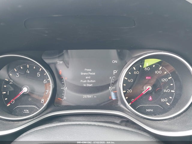 3C4NJCAB9JT318935 Jeep Compass