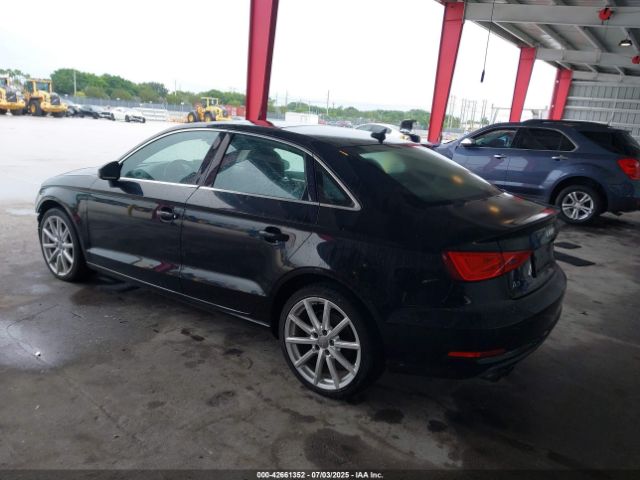 2015 AUDI A3 WAUACGFF8F1116868 Photo 2