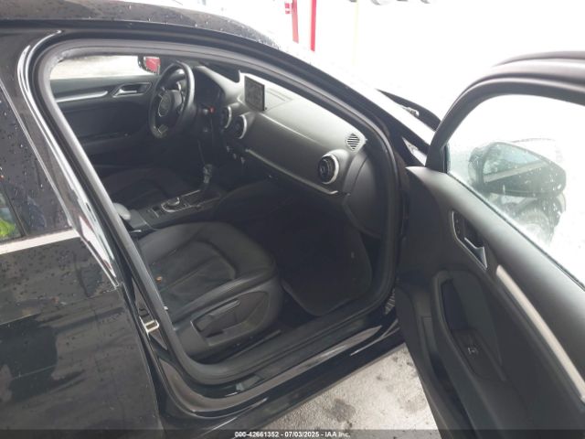 2015 AUDI A3 WAUACGFF8F1116868 Photo 4