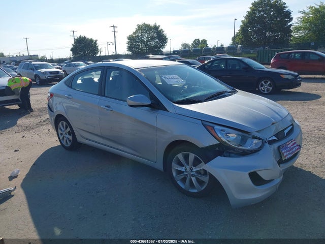 Продажа на аукционе авто 2013 Hyundai Accent Gls, vin: KMHCU4AE4DU321472, номер лота: 42661367