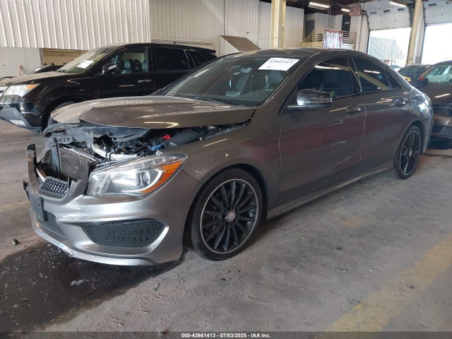 Mercedes-Benz 2014 2014 WDDSJ4GB3EN096727 Image 2