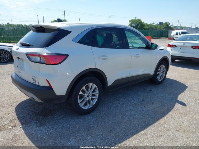 1FMCU9G65NUA60965 Ford ESCAPE SE