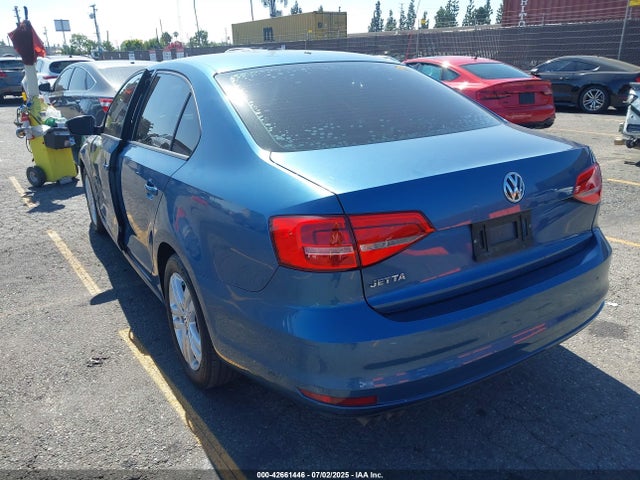 3VW2K7AJ7FM249112 Volkswagen 2015