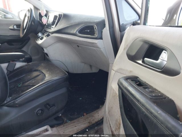 2017 CHRYSLER PACIFICA 2C4RC1GG6HR785858 Photo 4