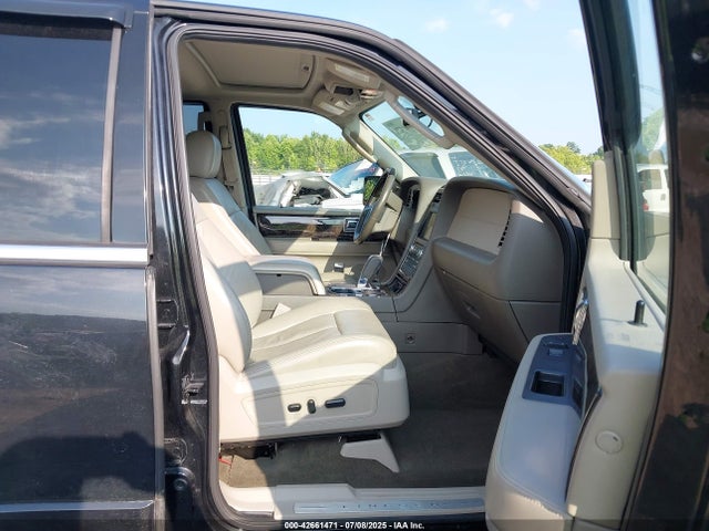 2015 LINCOLN NAVIGATOR L 5LMJJ3JT7FEJ07501 Photo 4