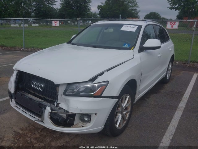 2011 AUDI Q5 WA1LFAFP2BA042618 Photo 1