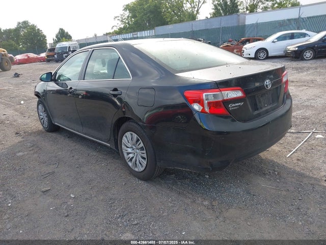 Toyota 2ar-fe 2014 4T4BF1FK8ER362133 Image 3
