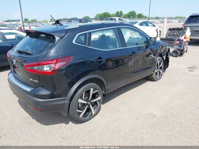 JN1BJ1CW2NW497250 Nissan ROGUE SPORT