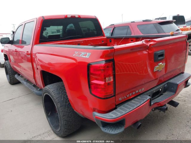 2017 CHEVROLET SILVERADO 1500 3GCUKREC1HG297516 Photo 2