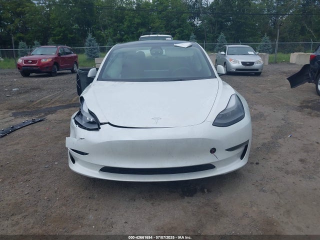 5YJ3E1EA5PF465410 Tesla MODEL 3