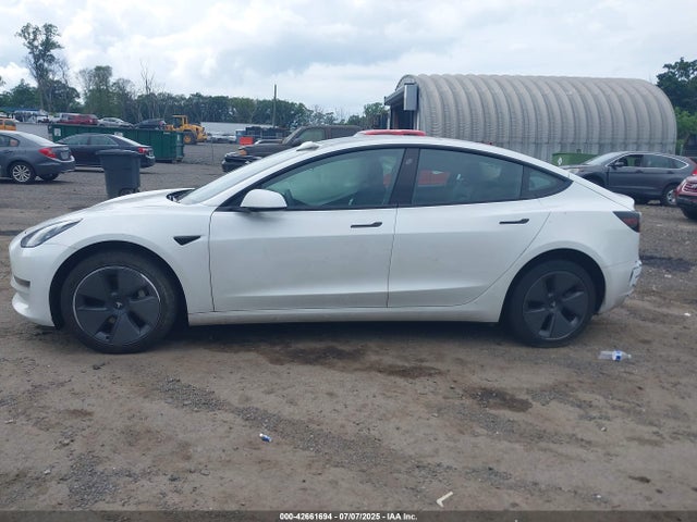 5YJ3E1EA5PF465410 Tesla MODEL 3