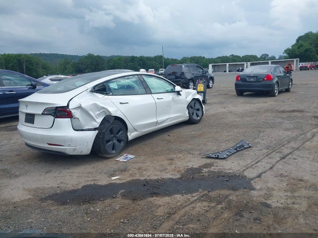 2023 TESLA MODEL 3 5YJ3E1EA5PF465410 Photo 3