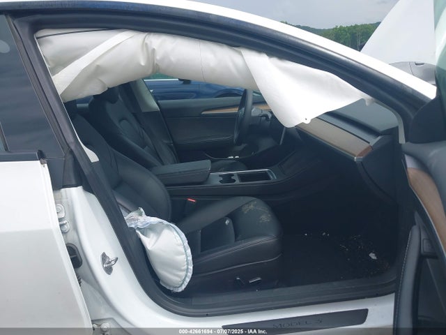 2023 TESLA MODEL 3 5YJ3E1EA5PF465410 Photo 4