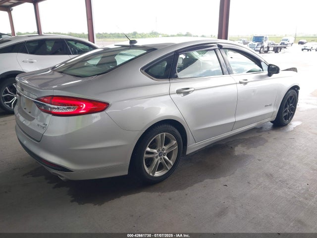 Ford 2.0l 4v atk hev 2018 3FA6P0LU8JR146979 Image 4