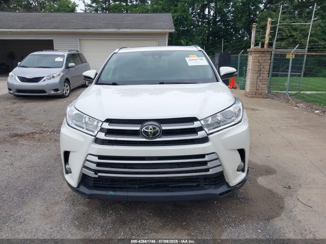 5TDJZRFH1HS415302 Toyota 2gr-fks