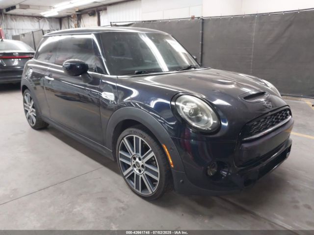 2021 MINI HARDTOP WMWXR5C02M2N51714