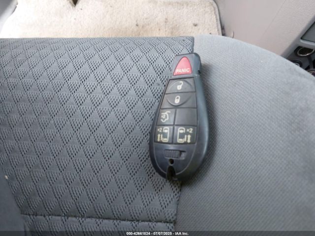 2009 CHRYSLER TOWN & COUNTRY 2A8HR54109R504021 Photo 10