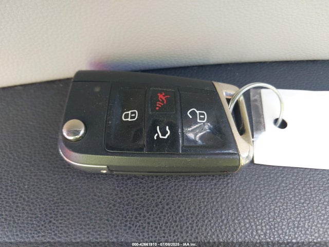 Volkswagen Tiguan 2019 3VV2B7AX8KM048452 Image 11