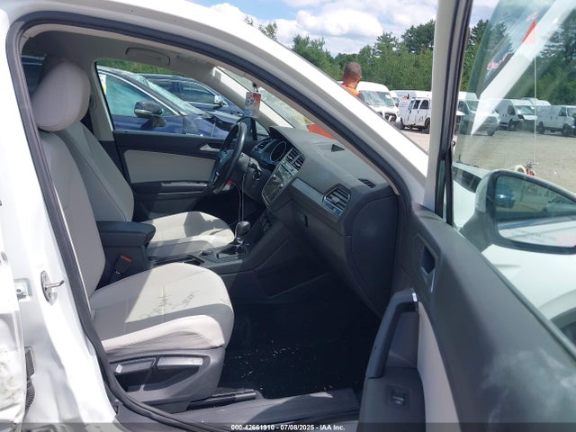 Volkswagen Tiguan 2019 3VV2B7AX8KM048452 Image 5