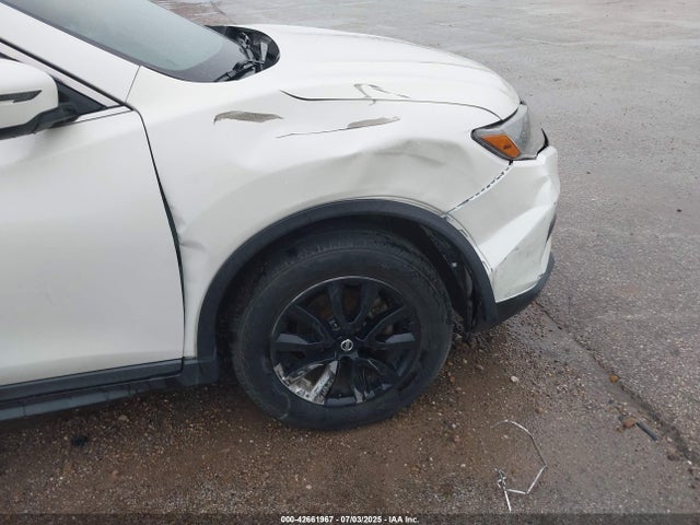 KNMAT2MV5HP610931 Nissan 2017