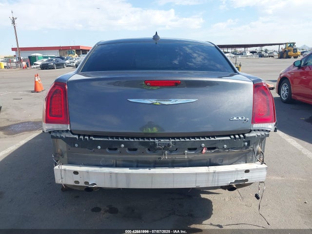 2C3CCABG2KH562831 Chrysler 300