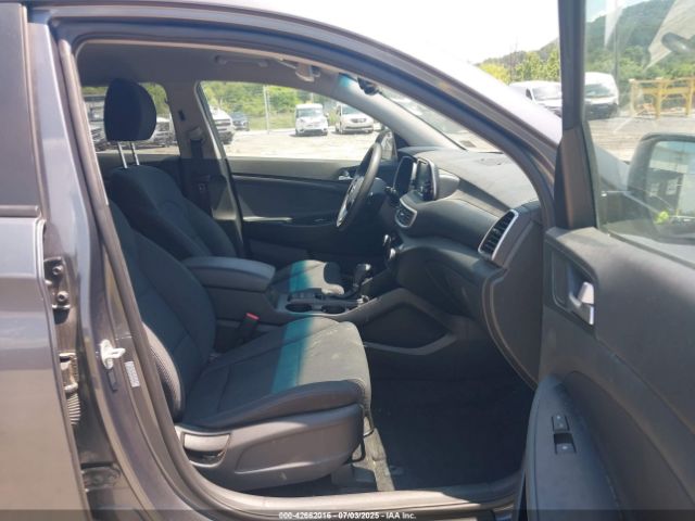 2019 HYUNDAI TUCSON KM8J33A46KU052965 Photo 4