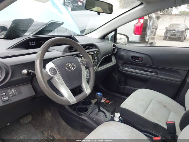 JTDKDTB37F1102047 Toyota 1nz-fxe+1lm