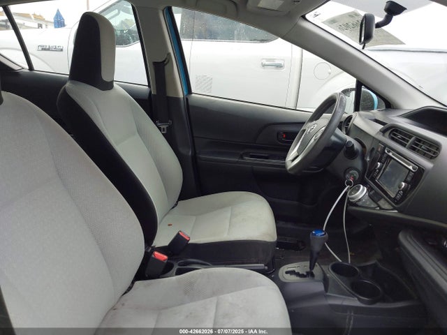 JTDKDTB37F1102047 Toyota 1nz-fxe+1lm