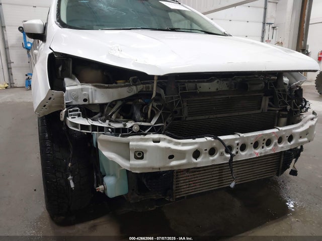 1FMCU9G90HUB90733 Ford 2017