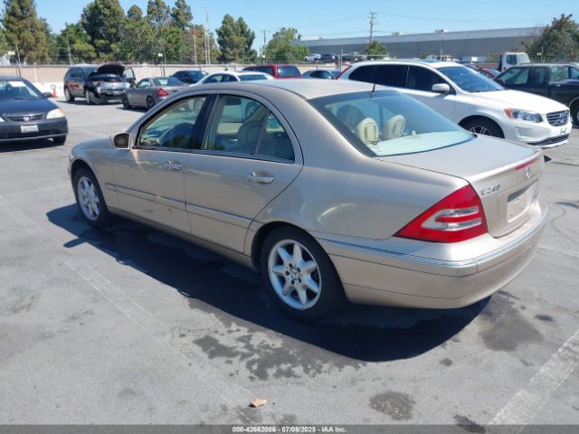 2002 MERCEDES-BENZ C 240 WDBRF61J62E006535 Photo 2
