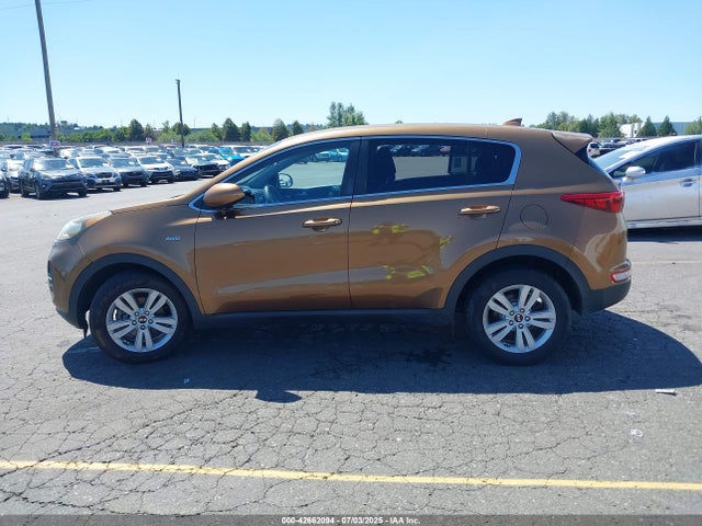 KNDPMCAC6H7069565 KIA Sportage Lx