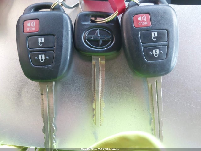 Scion 2az-fe 2015 JTLZE4FE0FJ077395 Image 11