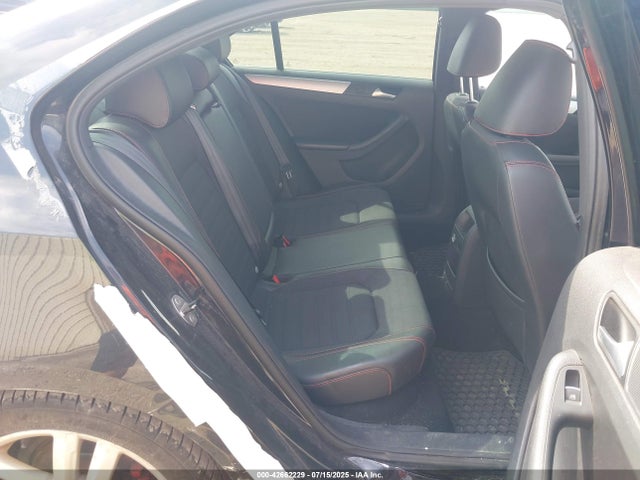 3VW5T7AJ8EM234661 Volkswagen JETTA GLI
