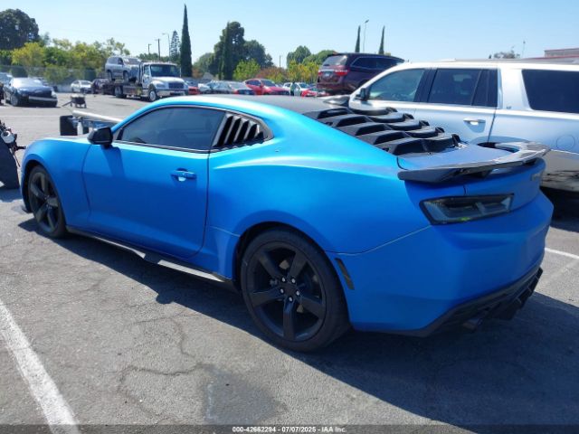 2017 CHEVROLET CAMARO 1G1FB1RS1H0199885 Photo 2