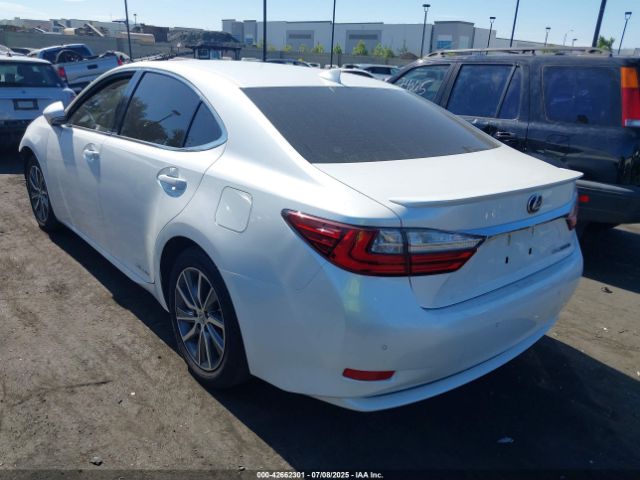 2016 LEXUS ES 300H JTHBW1GG3G2121098 Photo 2