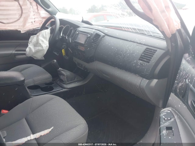 5TFTX4CN2FX058585 Toyota 2tr-fe