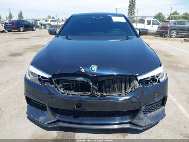 BMW 2019 2019 WBAJE5C5XKWW14562 Image 13