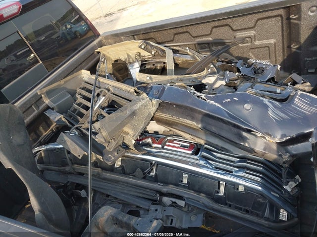 3GTUUGETXNG637188 GMC lm2