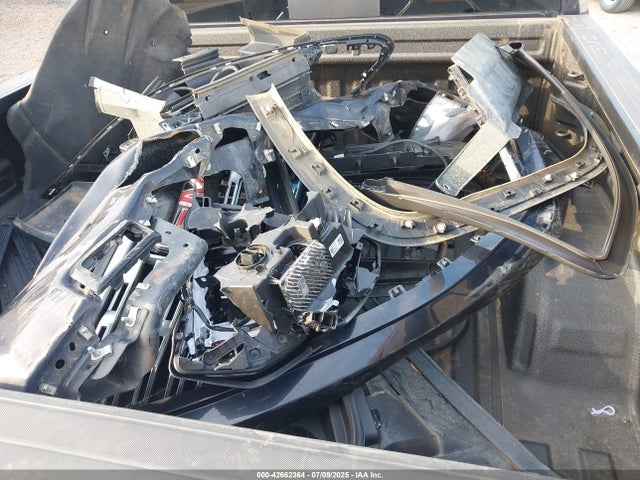 3GTUUGETXNG637188 GMC lm2