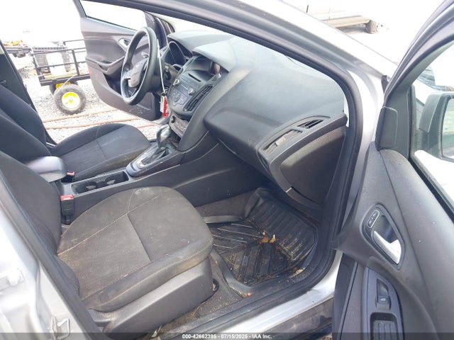 1FADP3K23FL307317 Ford 2015